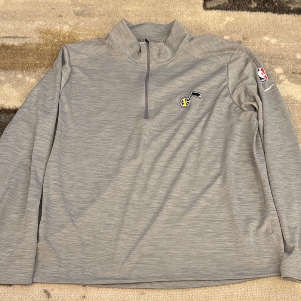 Utah Jazz Nike Dri-FIT Grey NBA Pullover
